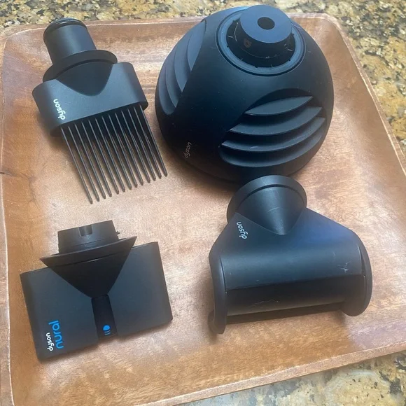 Dyson Black Hair Dryer Attachment Set - Picture 2 of 5